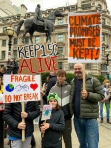 La manifestazione per il Clima a Glasgow